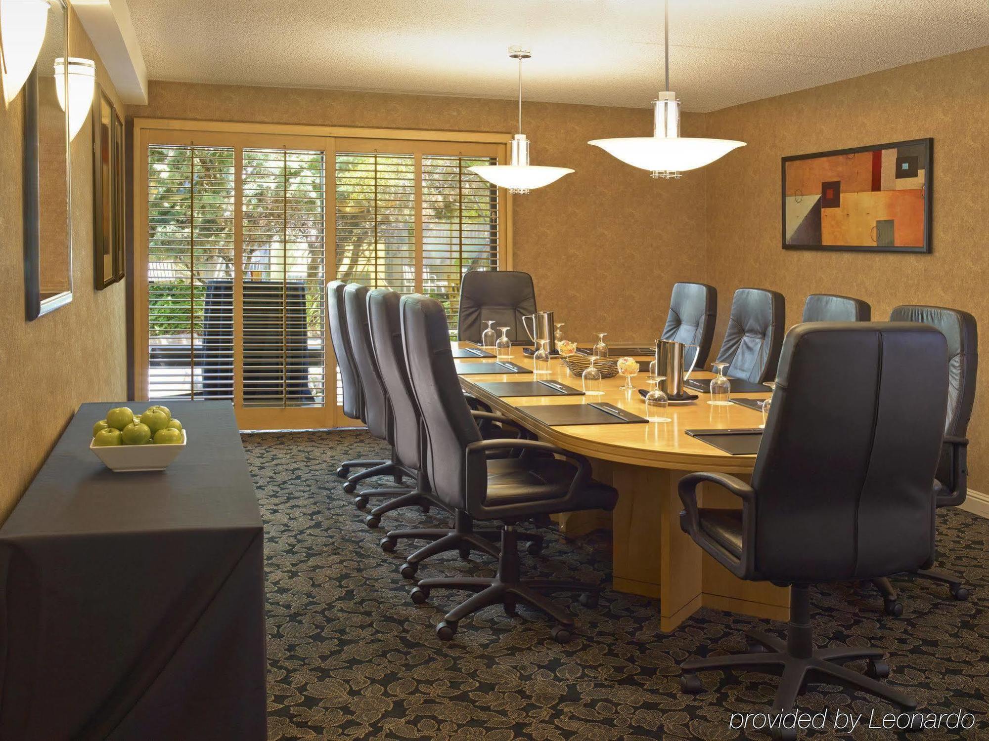 Sheraton Palo Alto Hotel Bagian luar foto